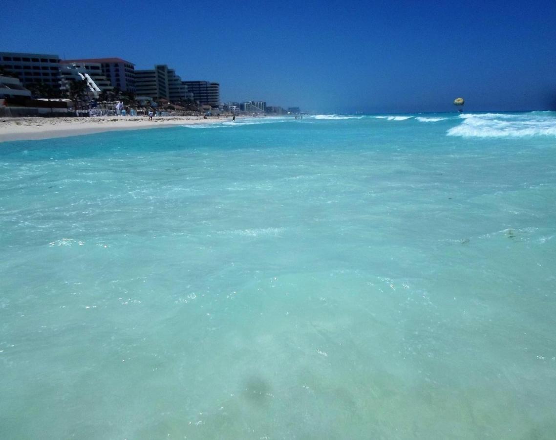 Solymar Condos On The Beach Cancun Exterior photo
